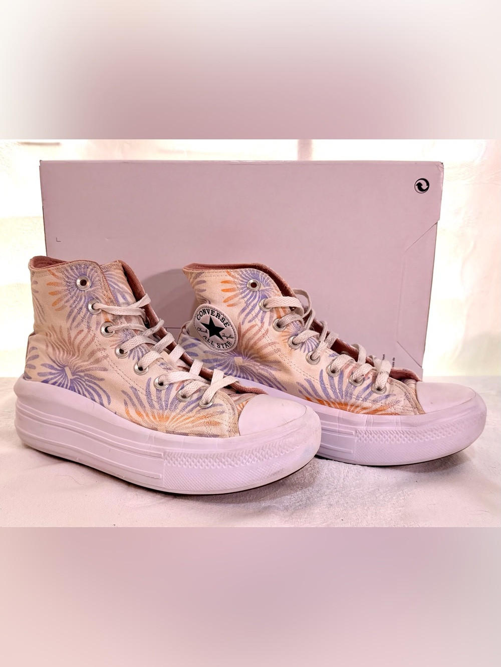 Converse CTAS Move High-Top Sneakers in Lavender & Peach Floral Print S0038